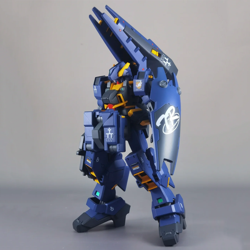 Model Kit Barbatos - HG 1/144 TR-1 ヘイゼルII タイタンズカラーVer. メカ組み立てモデルキットアクションフィギュアコレクタブルおもちゃデスクトップ装飾人形ギフト