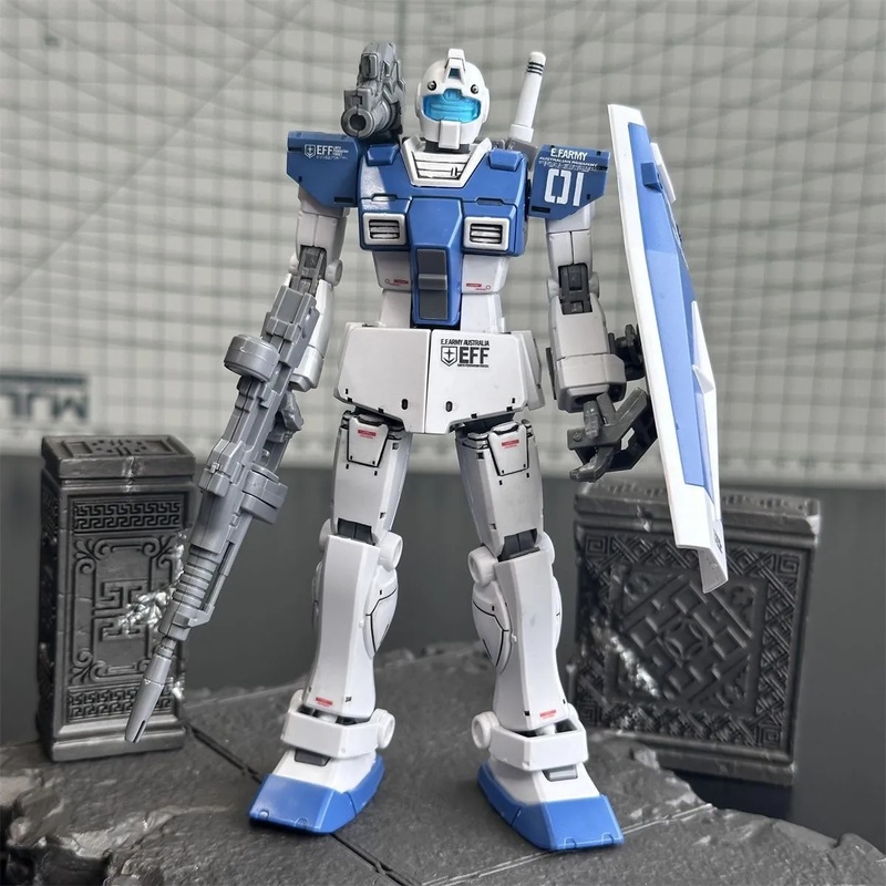 Model Kit Barbatos - HG GTO 1/144 GM ホワイトドッグチームカスタムカラーメカ組立モデルキットアクションフィギュアデスクトップ装飾人形グッズおもちゃギフト
