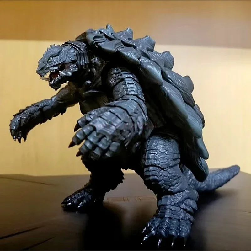 在庫ありバンダイ本物の Shm アニメフィギュアガメラ復活  - Model Kit Kiryu のレビューと価格