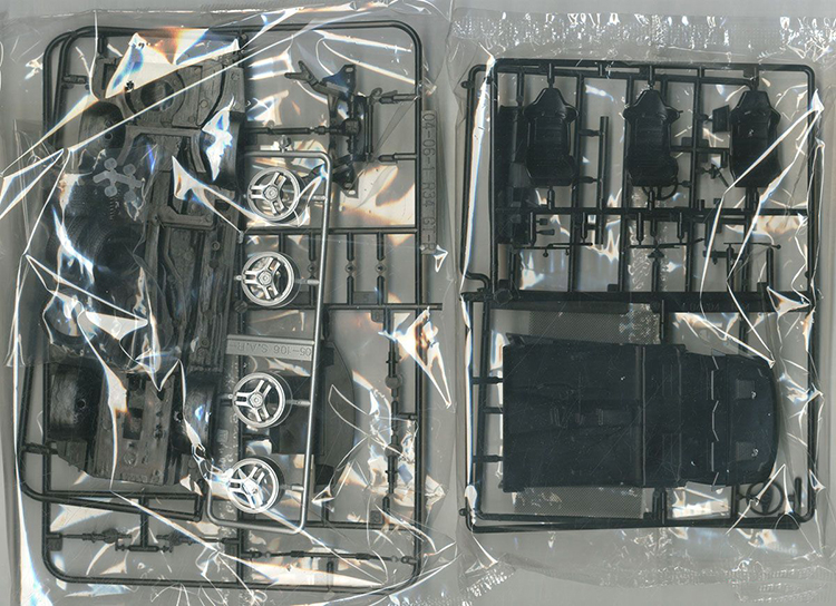 アオシマ 05733 1/24 頭文字D スカイライン GT - Model Kit Initial D のレビューと価格