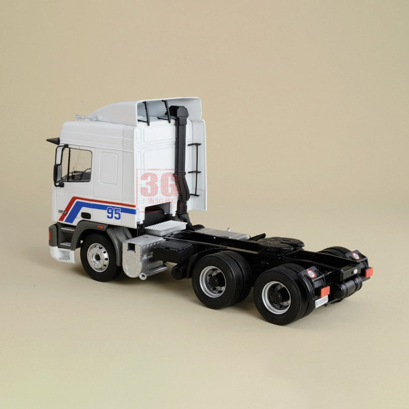 イタレリ IT0788S 1/24 DAF 95 マスターカ - Model Kit Italeri のレビューと価格