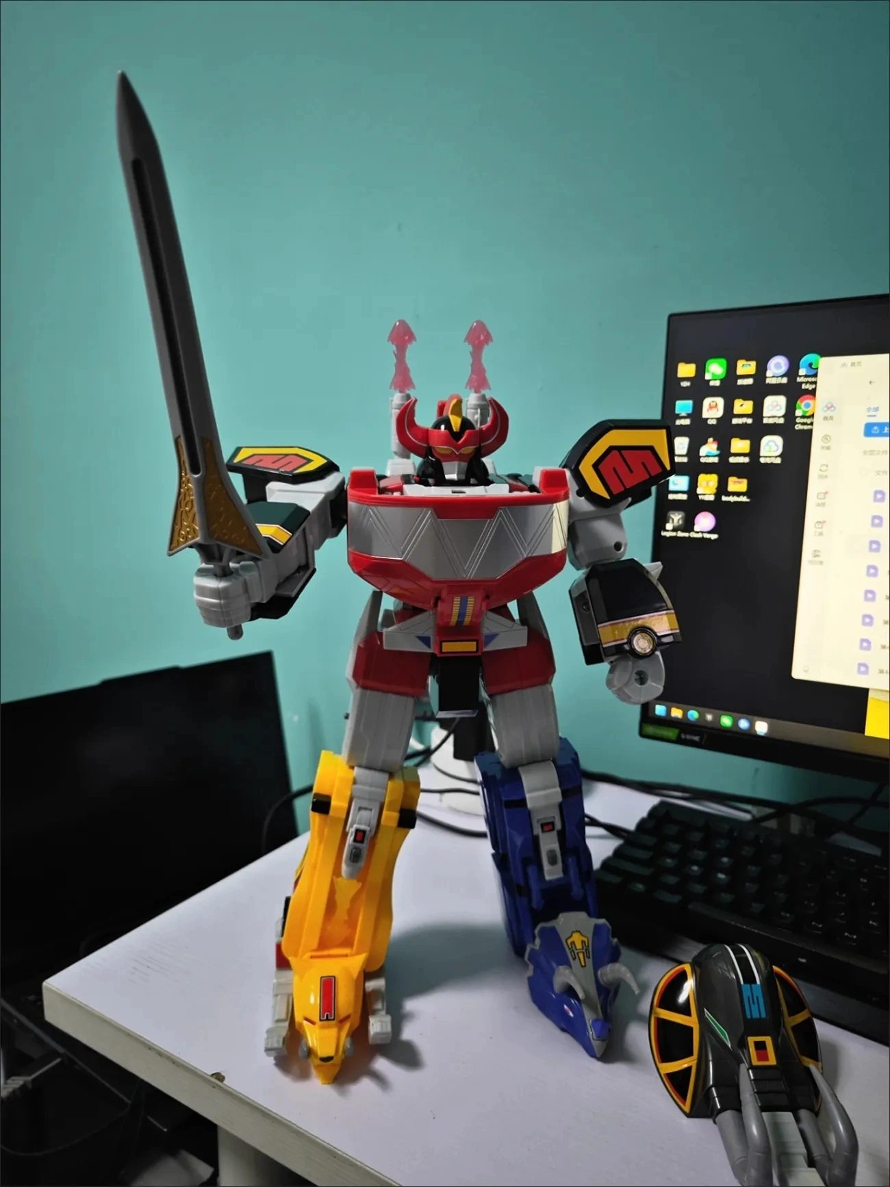 純正プレイメイツ マイティ・モーフィン・パワーレンジャー リ - Model Kit Power Rangers のレビューと価格
