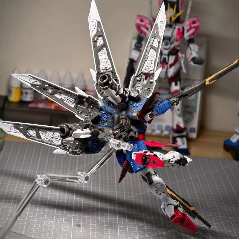 JM モデル RG 1/144 ウイングゼロ組立モデルキット - Model Kit Wing Zero のレビューと価格