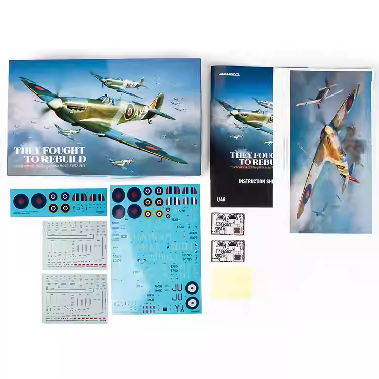 エドゥアード プラスチック組み立て航空機モデルキット 111 - Model Kit Spitfire のレビューと価格