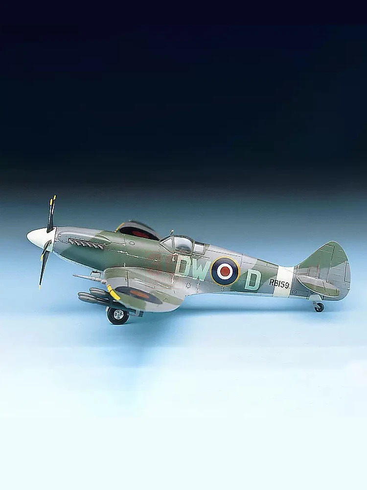 英国のスピットファイアアカデミー飛行機モデルキット、mk.x - Model Kit Spitfire のレビューと価格